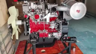 Zespół silnika SK200-8 J05E