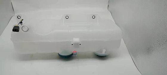 Dobra cena. Zbiornik części maszyn 1674916 do układu chłodzenia ciężarówki do VOE1674916 w Internecie